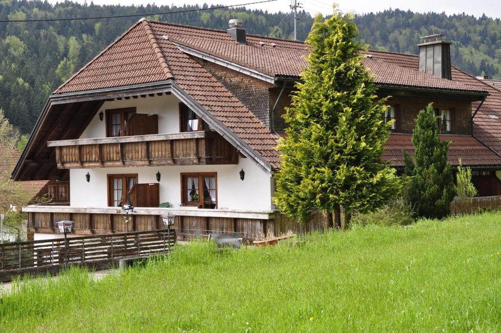 Pension Gasthaus Zur Schmiede Dachsberg im Schwarzwald Kamer foto